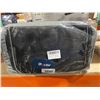 Image 2 : DSLEAF Bowling Ball Bag Grey with Model CADF0301