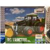 Image 2 : RC Tractor Farm Machine With Lighting Effects and 6-Channel Direction Control