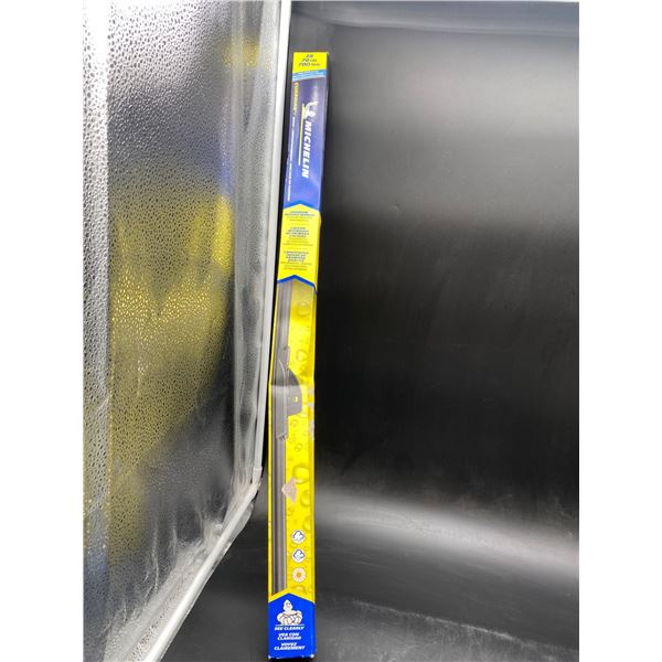Michelin 28 Inch 700 mm Guardium Wiper Blade