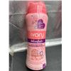 Image 3 : Ivory Snow Blissfuls In-Wash Scent Booster 18.2 oz – Set of 2