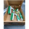 Image 2 : Libman Scrub Brush Set, Set of 3