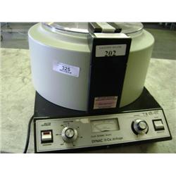 BD DYNAC II CENTRIFUGE