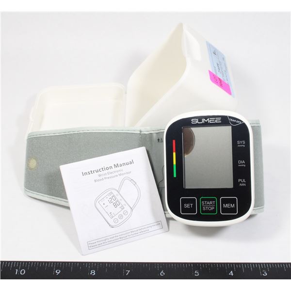 OPEN BOX - WRIST BLOOD PRESSURE MONITOR