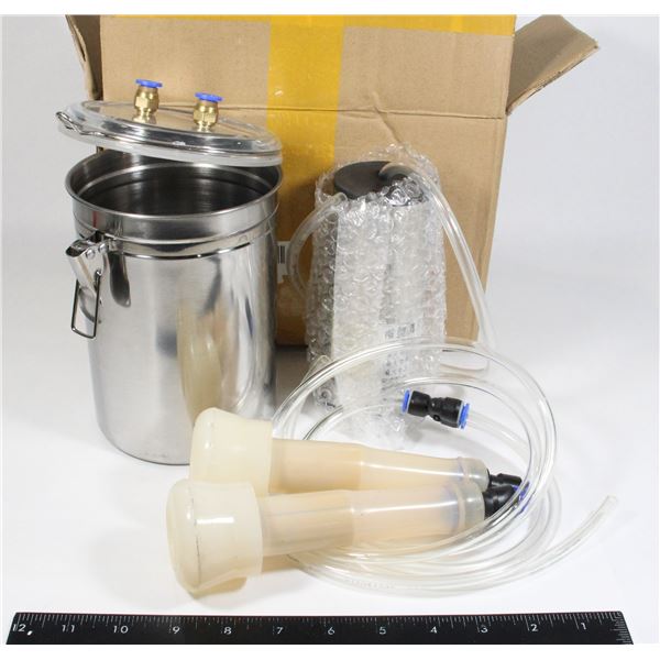OPEN BOX - ELECTRIC MILKING MACHINE KIT