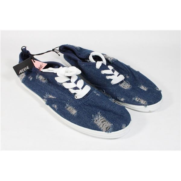 NEW SHOES SIZE 7 ARDENE