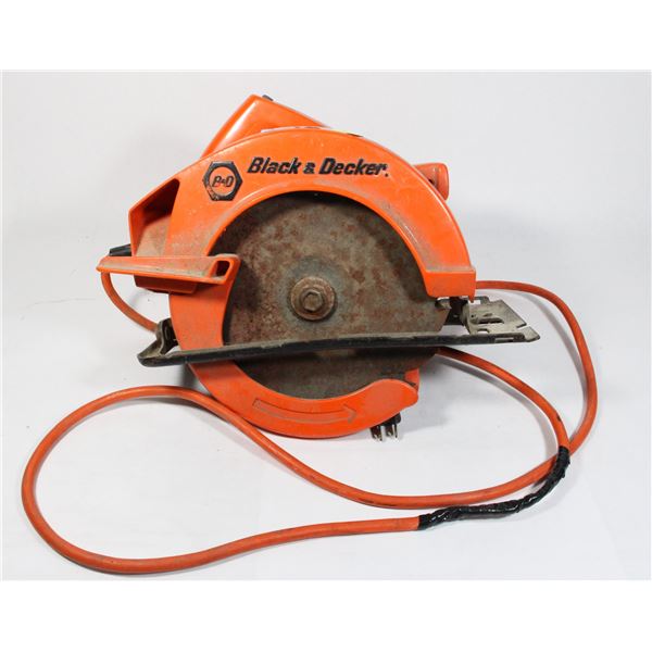 BLACK & DECKER CIRCULAR SAW
