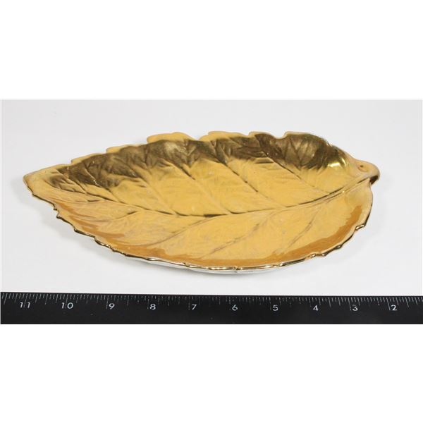 VINTAGE ROYAL WINTON GOLD CERAMIC LEAF
