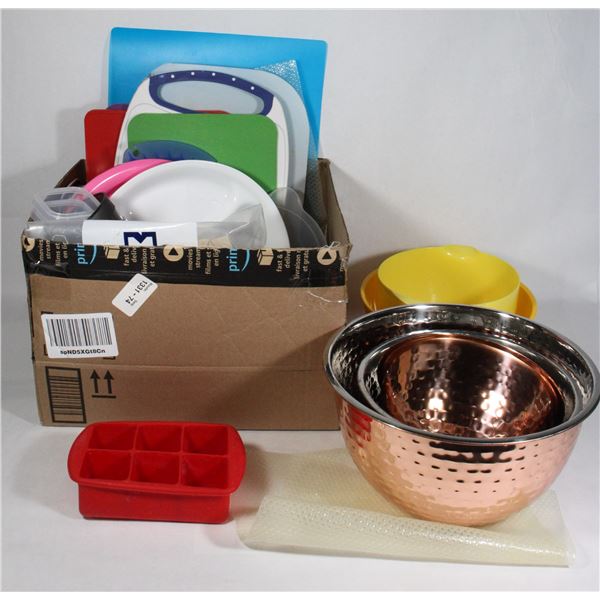 LOT OF KITCHEN ITEMS