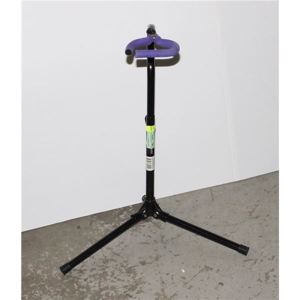 ON STAGE GUITAR STAND