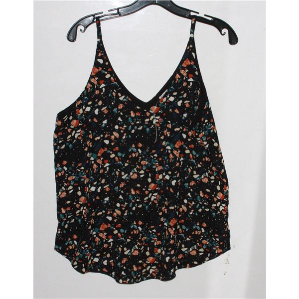 KISMET SHIRT SIZE M NEW