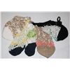 Image 1 : BUNDLE OF HAND KNIT SHOPPING BAGS