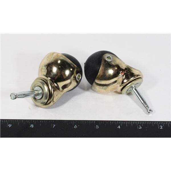 2 CASTORS