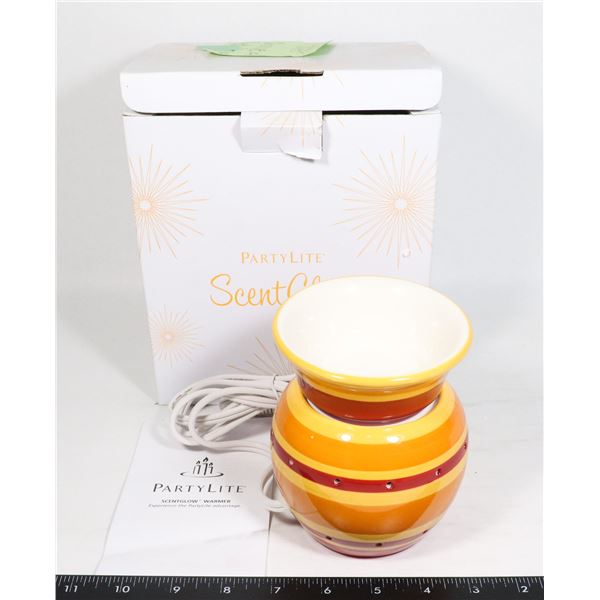 PARTYLITE ORANGE & RED STRIPE WARMER