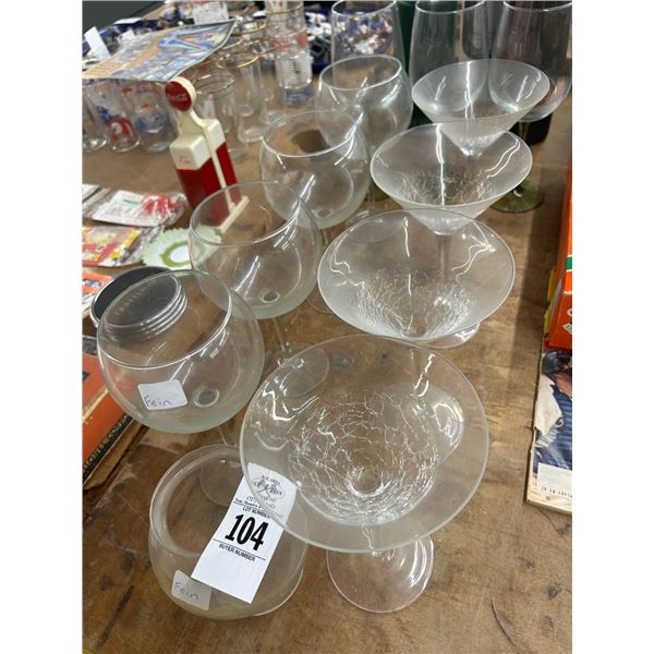 Crackle Glass Stem Set w/Small Vase