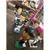 Image 4 : 7-Collector Bobblehead w/Rodmen/Butcus/Louise/Other - 7 X $