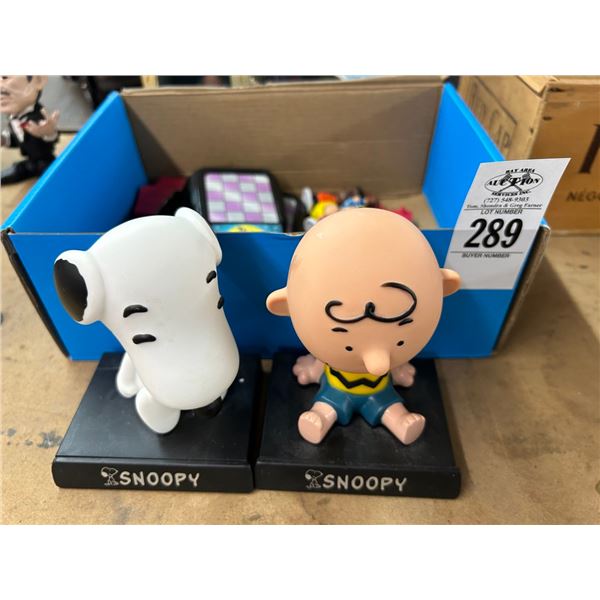 Asst. Figurines Peanuts, Snow White Seven Dwarfs, Others