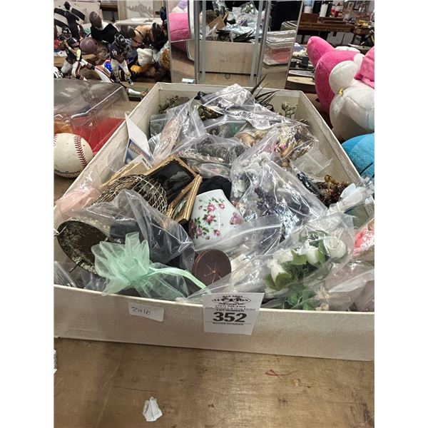 Box w/Miniature Framed Art, Florals, Asst. Miniatures, Décor