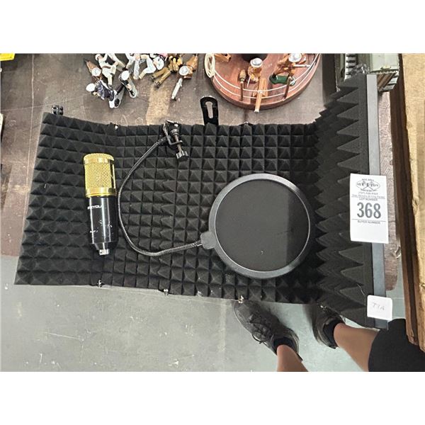 Portable Acoustic Panel w/Microphone/Screen