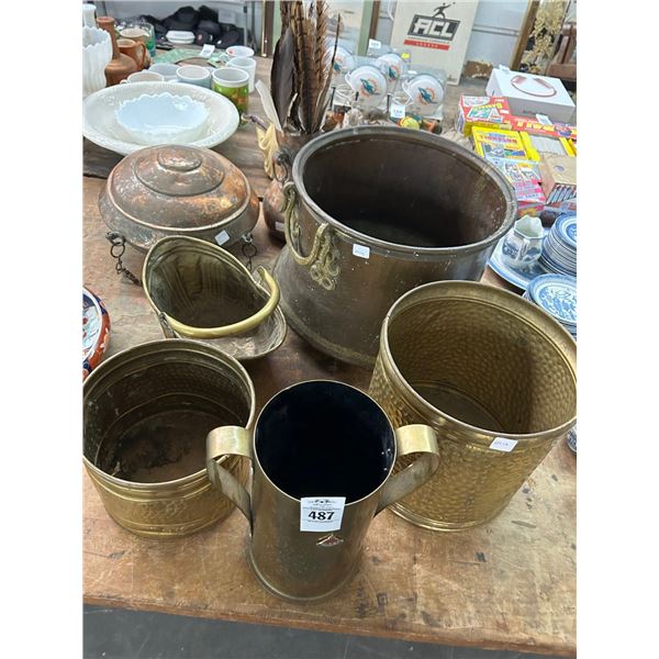 Brass/Copper Buckets, Décor