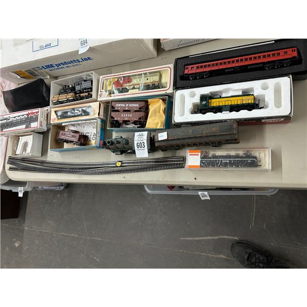 Ho Train Cars/Accessories, Cast Iron Train