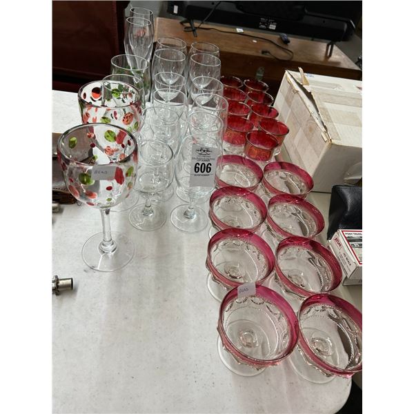 Asst. Stems Glasses, Sherberts