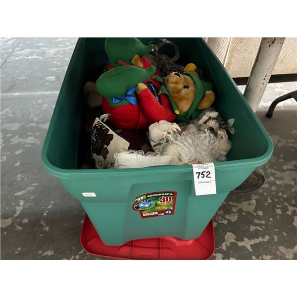Lidded Bin w/Christmas Bear, Asst. Holiday Décor