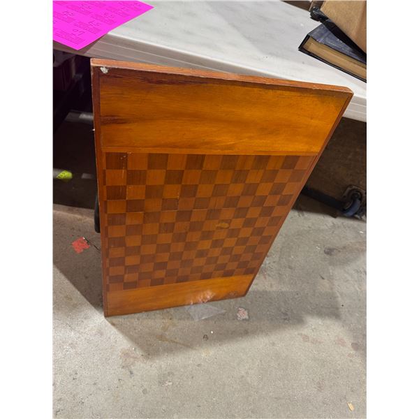 Chester checkerboard