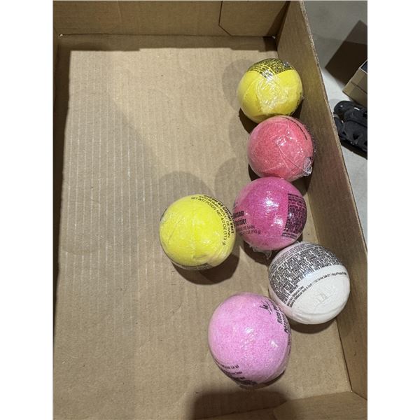 Bath bombs