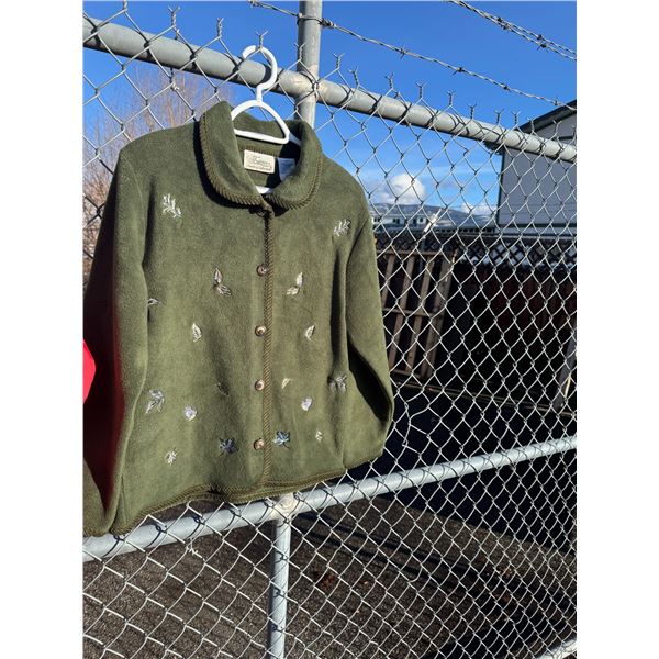 Traditions, small country collection