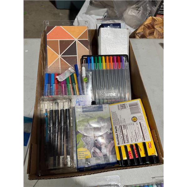 Markers and artist pen