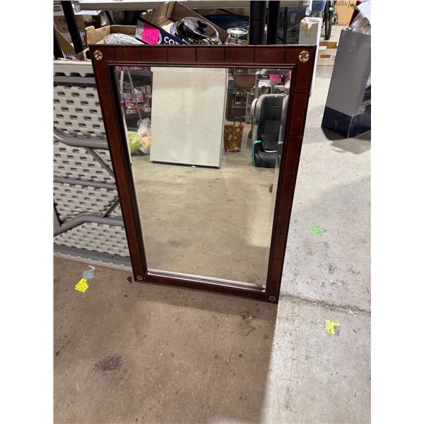 Mirror measures 22" x 32"