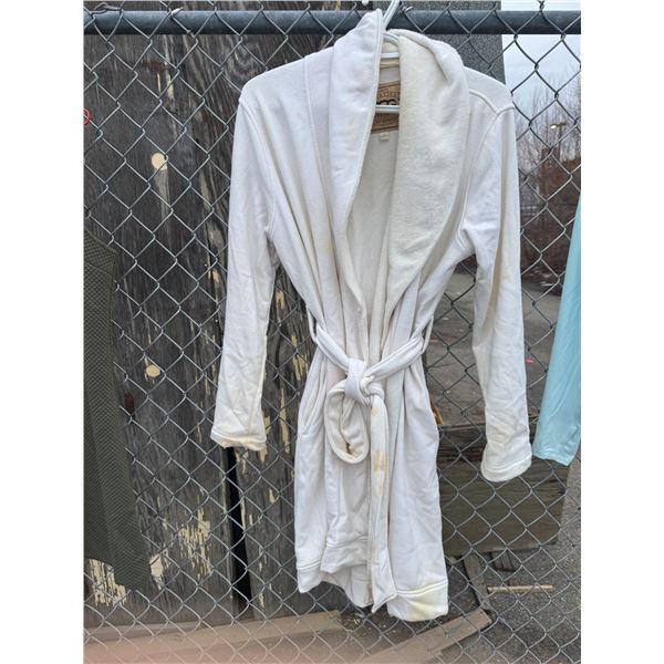 UGG size small robe needs cleaning