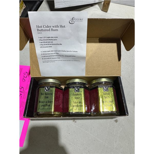 Epicure Hot butter, rum, cranberry sauce, and Muling spices sealed