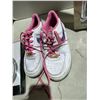 Image 1 : Nike size 4Y