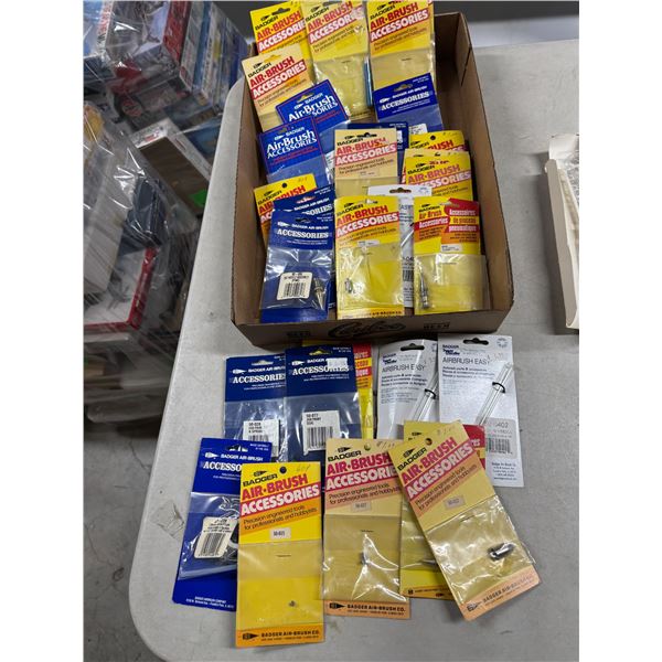 Airbrush accessories