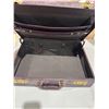 Image 2 : Briefcase