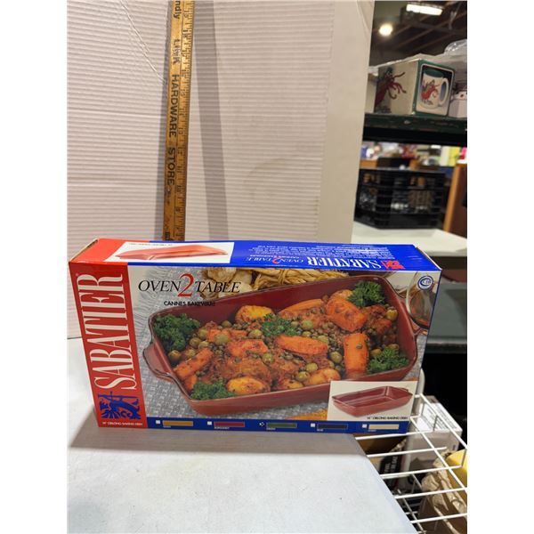 SABATIER 14 inch oblong, baking dish green