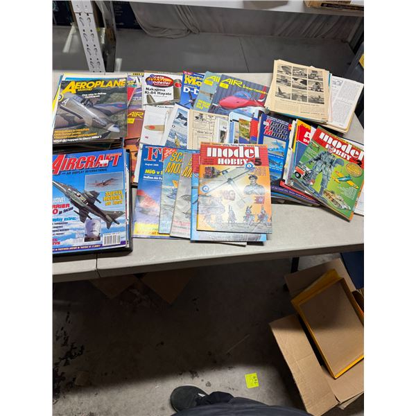 Aviation and model and hobby magazines