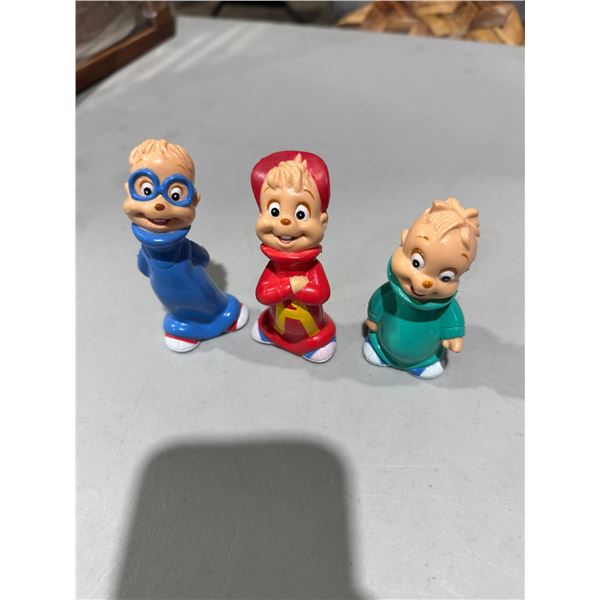 Vintage chipmunk figurines