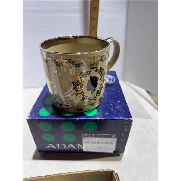 19 47–19 72 Wedgewood Royal wedding anniversary large mug