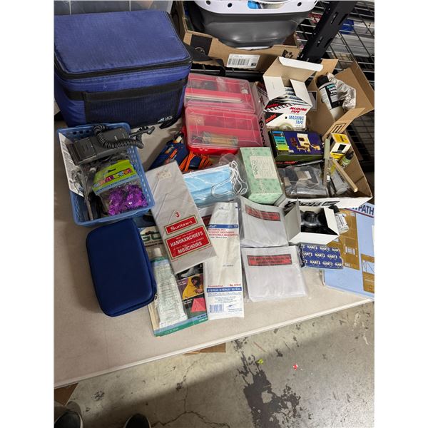 Metal color, air, pressure colors, crafting items, masking tape, etc.