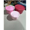 Image 1 : Tupperware container containers