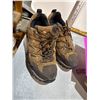 Image 1 : MERRELL size 7.5