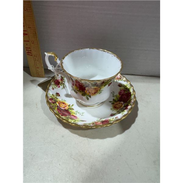 Royal Albert teacup and saucer