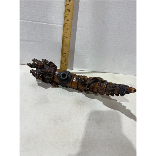 Chinese hand-carved wooden pipe