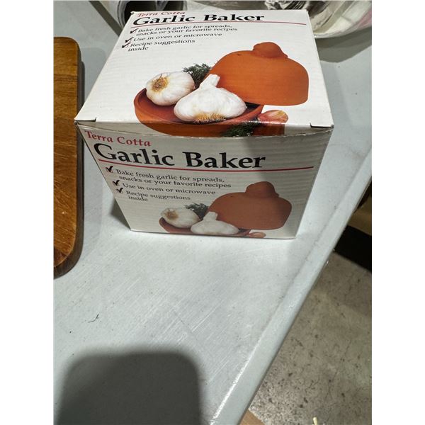 Terra-cotta Garlic Baker