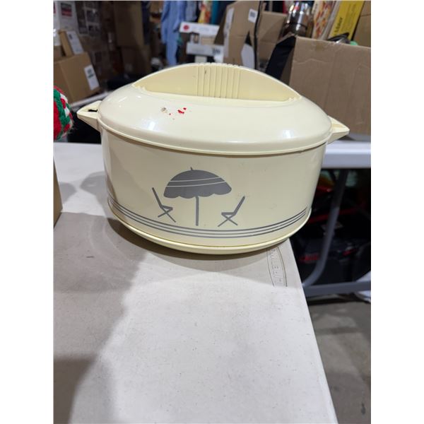 Vintage portable ice bucket