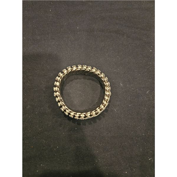 Rhinestone stretchy bracelet