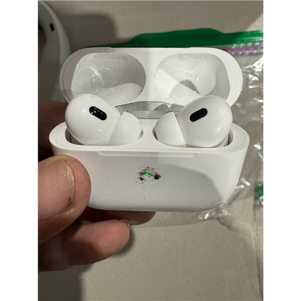 Apple  Air pod Pros c/w case