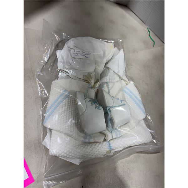 Baby boy, jump her sweater, cap and shoes